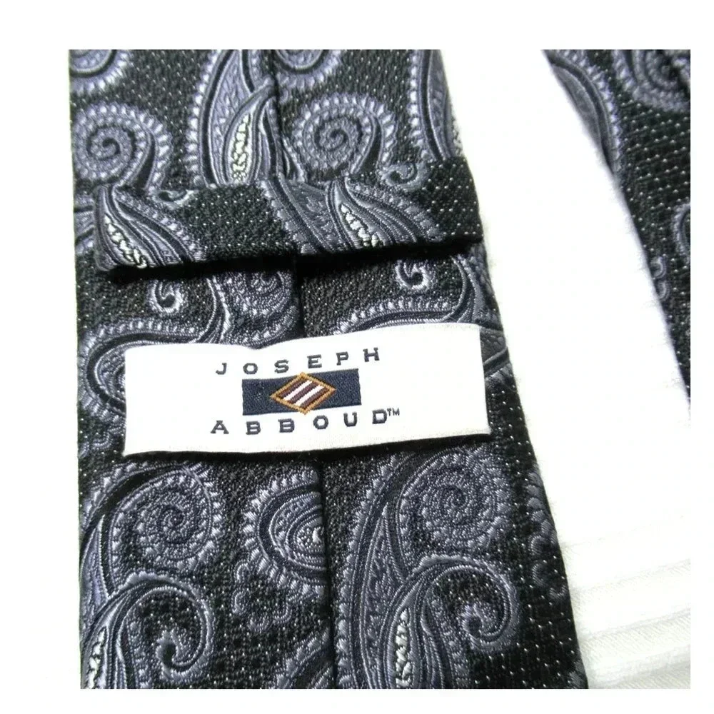 JOSEPH ABBOUD Men's 100% Silk Necktie Paisley Pattern Black and Gray